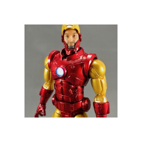 MEZCO ONE 12 IRON MAN (ABIERTO) ESTADO 100%