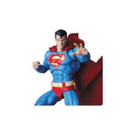 PREVENTA: Batman: Hush MAFEX No.117 Superman (DISTRIBUCION AMERICANA)